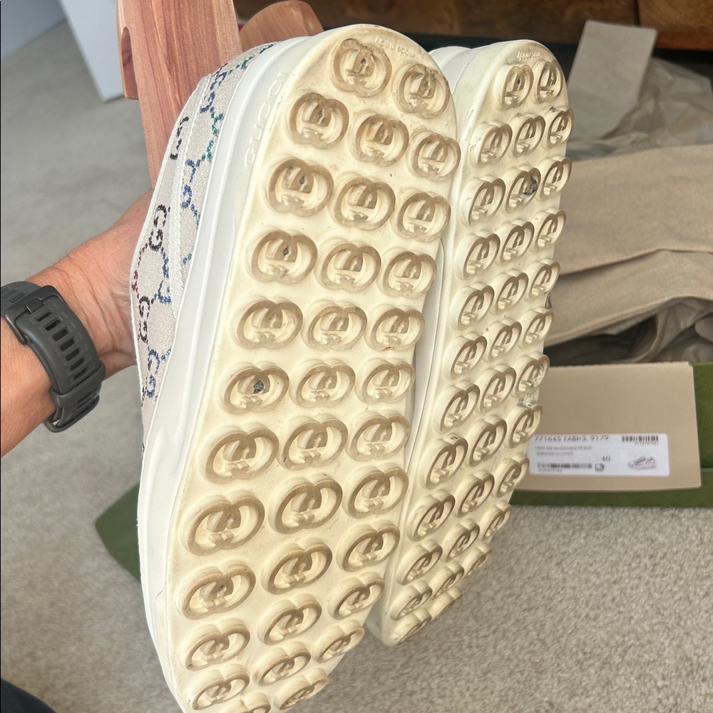 Gucci womens GG sneakers - Picture 12 of 17